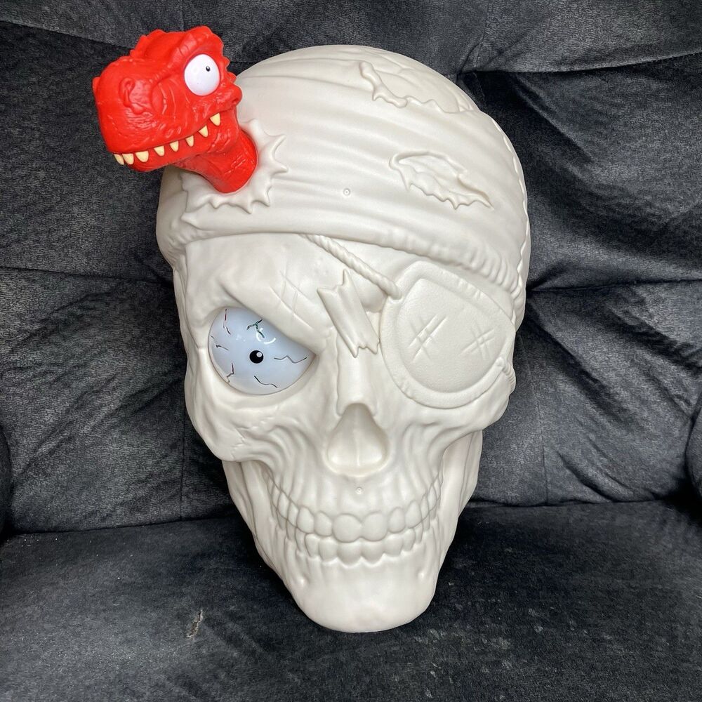 Zuru Large Halloween Plastic Skull And Dinosaur Lights & Sounds 12.5”x 9" x 9"